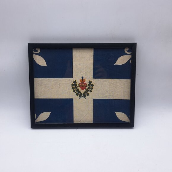 Antique Catholic Processional Flag Sacred Heart Carillon in Frame - Picture 1 of 11